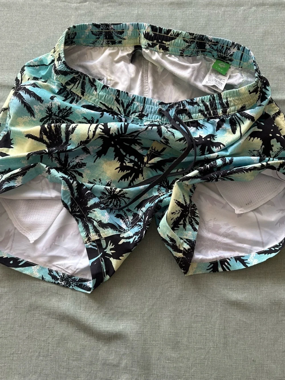 Men’s Quiksilver Black Palm Print Board Shorts